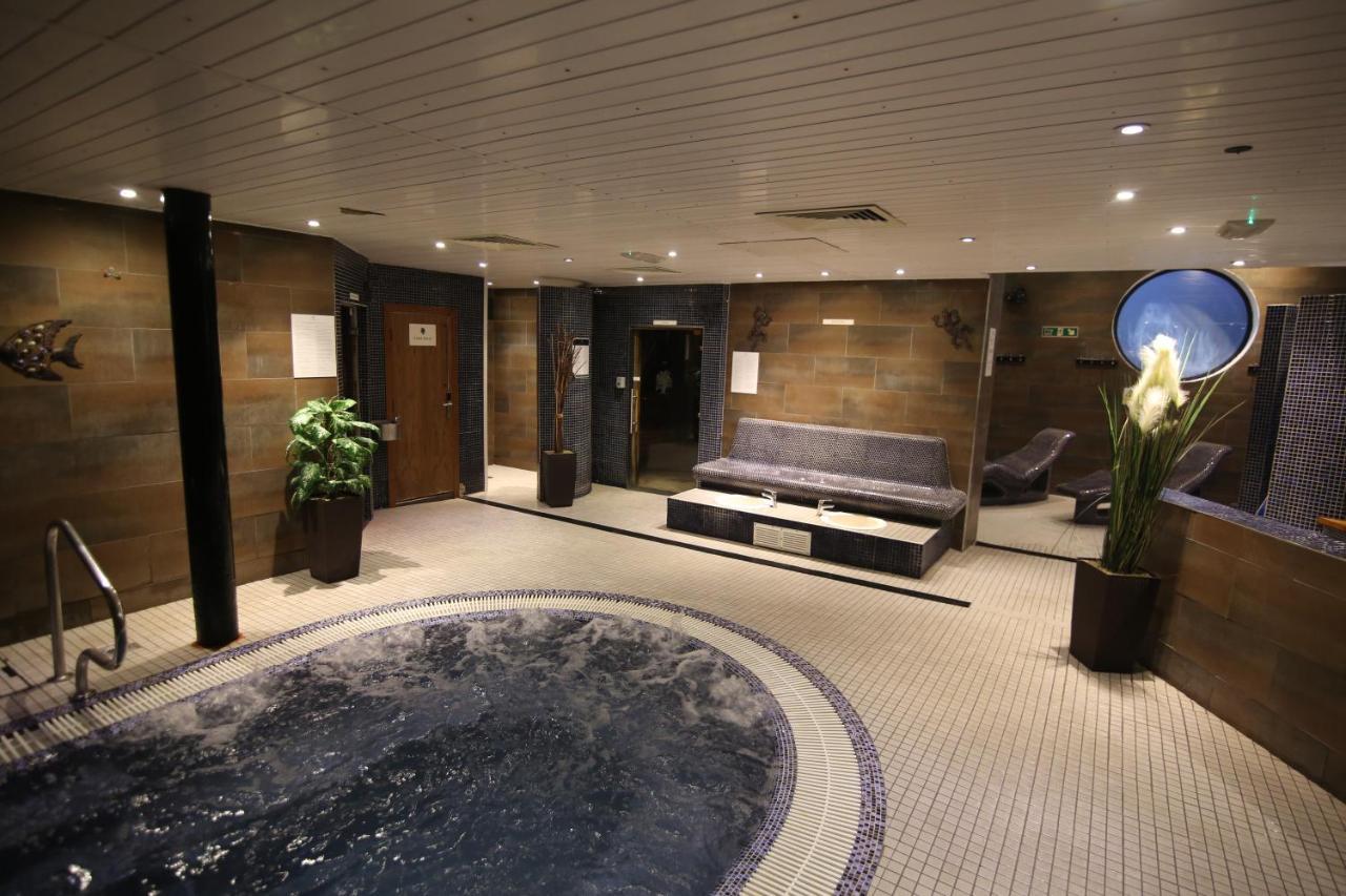 Old Thorns Hotel & Resort Liphook Extérieur photo